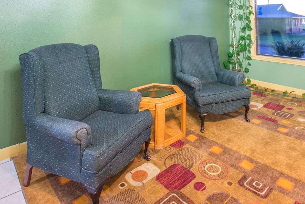 Days Inn By Wyndham Mountain Grove Интерьер фото